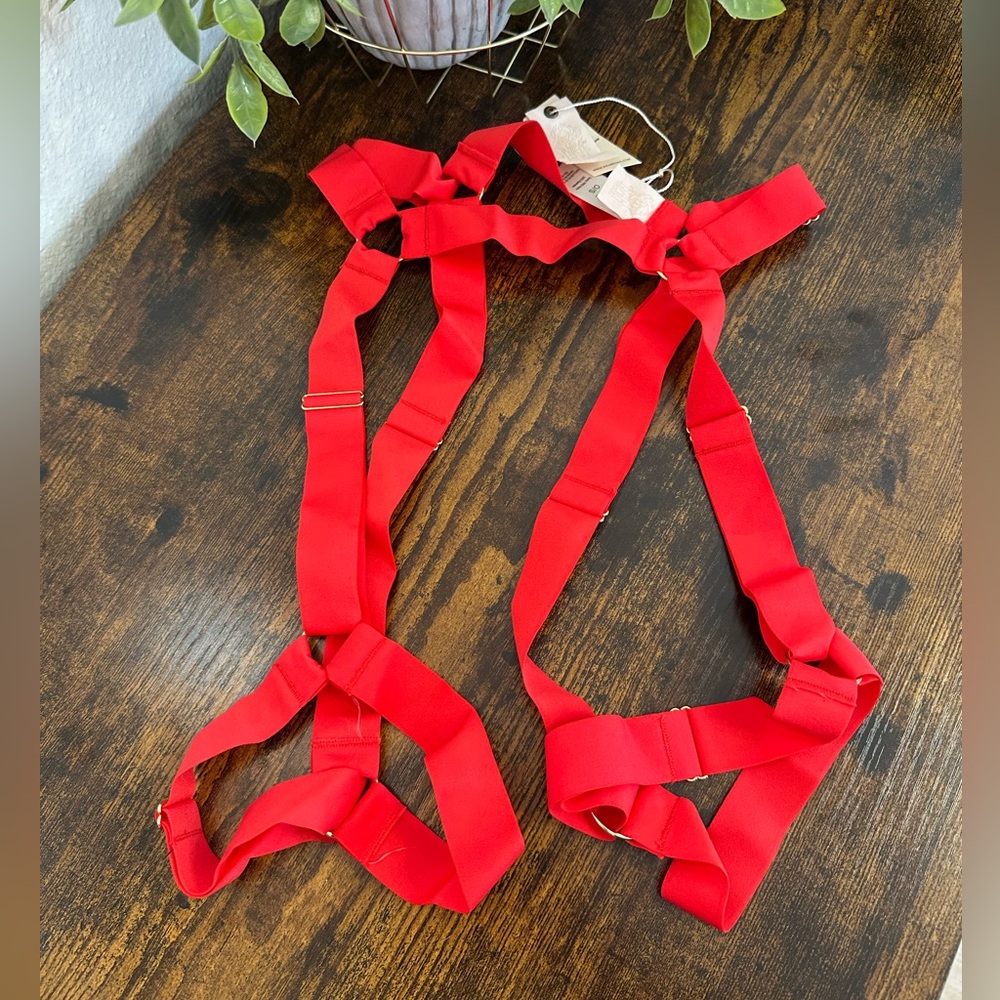 We are HAH Strung Out Garters in Siren Red